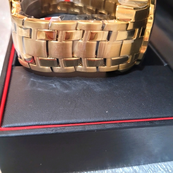 Limited Edition Marvel Ironman Invicta Watch 48mm - Picture 9 of 16